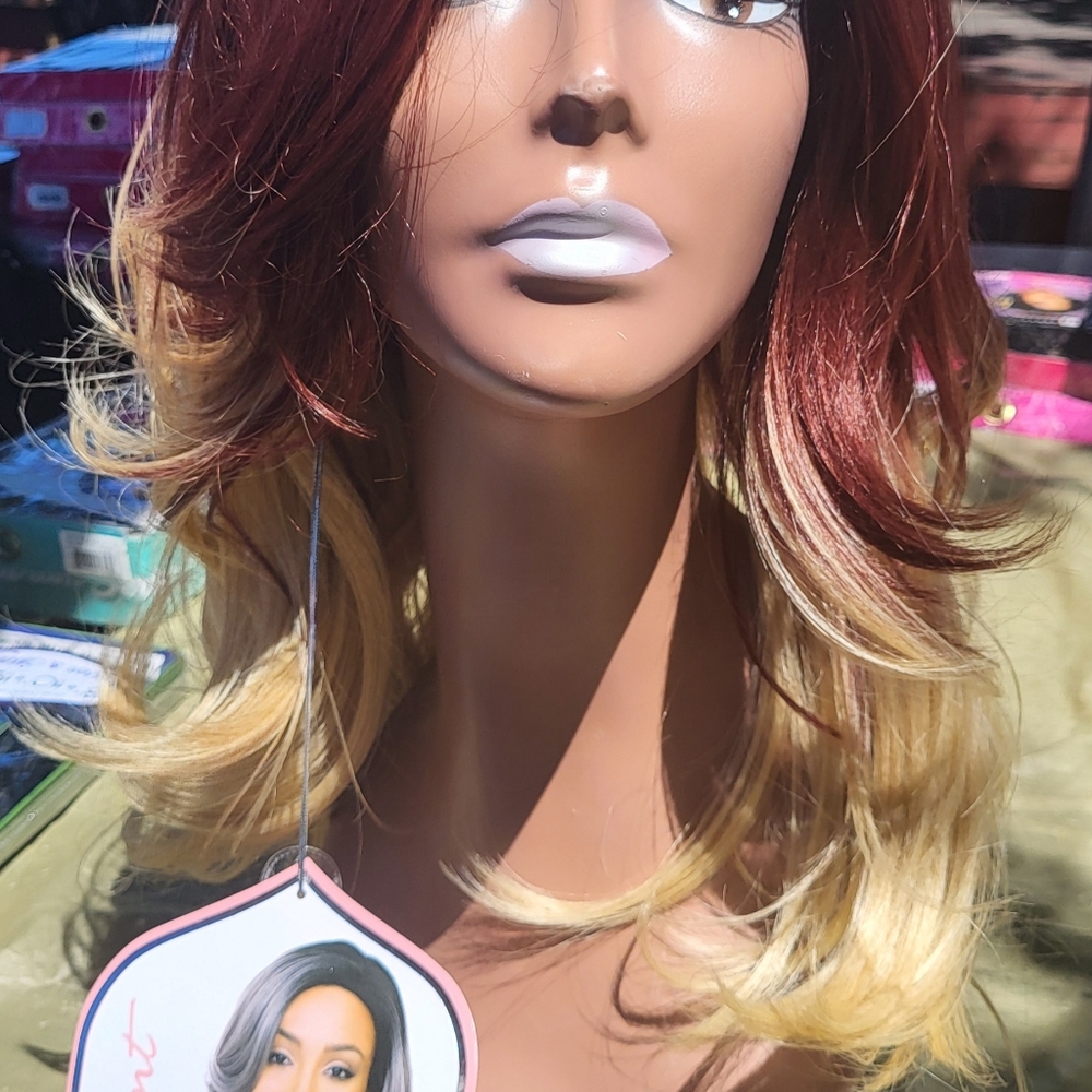 Lace wig